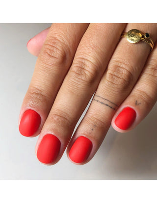 805 Bloody Mary UV LaQ 8ml