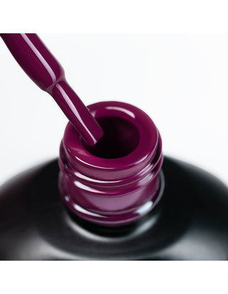 1045 Plum Noir UV LaQ Gel Polish 8ml – deep plum purple